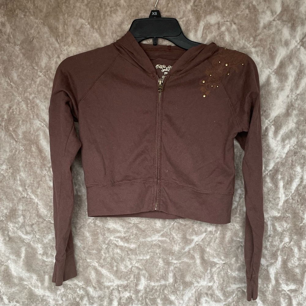 Brown Sweatshirt
